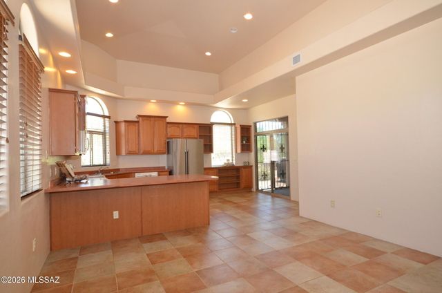 5784 W Treasure Point Place, Tucson, AZ 85713