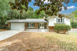 2401 Roberts Drive, Niceville, FL 32578