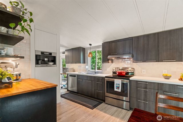 7719 223rd Street SW, Edmonds, WA 98026