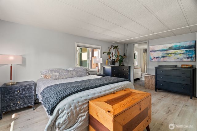 7719 223rd Street SW, Edmonds, WA 98026