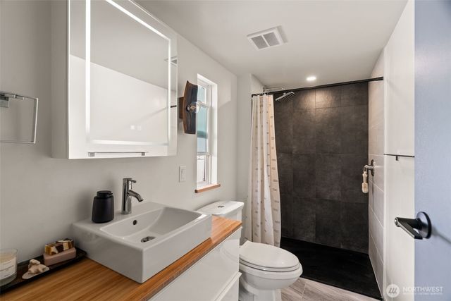 7719 223rd Street SW, Edmonds, WA 98026