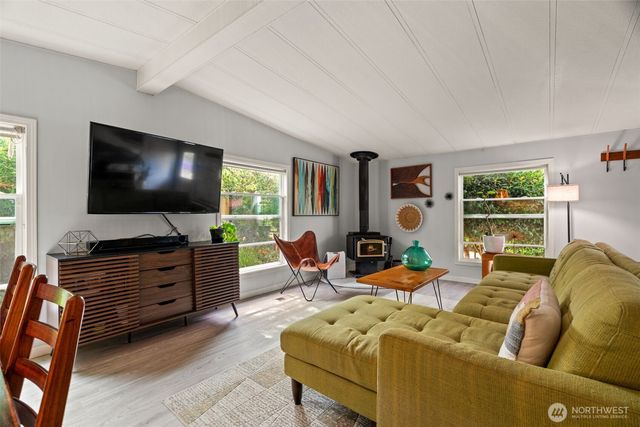 7719 223rd Street SW, Edmonds, WA 98026