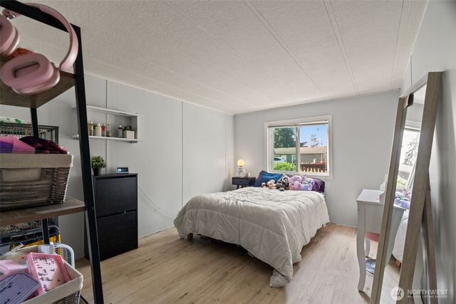 7719 223rd Street SW, Edmonds, WA 98026
