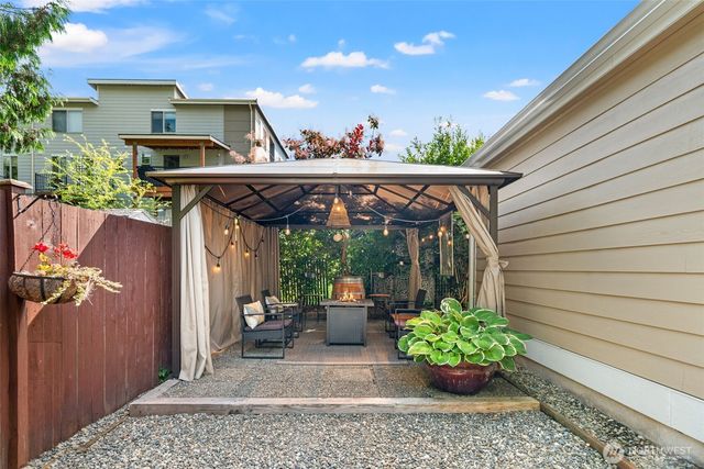 7719 223rd Street SW, Edmonds, WA 98026