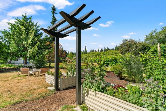 7719 223rd Street SW, Edmonds, WA 98026