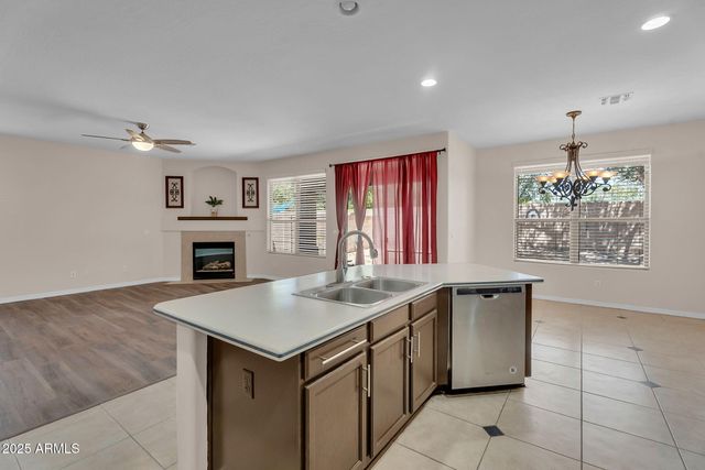 5369 S SCOTT Place, Chandler, AZ 85249