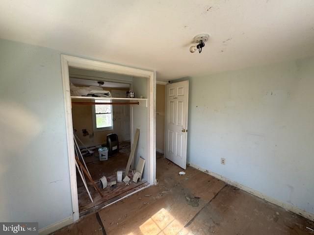 9440 HOLLOW RD, Middletown, MD 21769