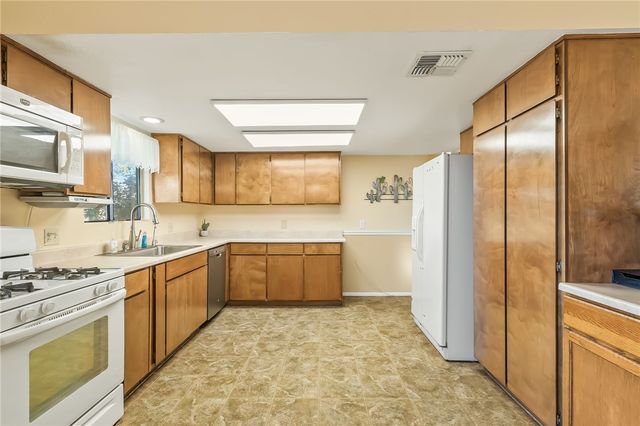 1551 Emerald Road, Bullhead City, AZ 86442