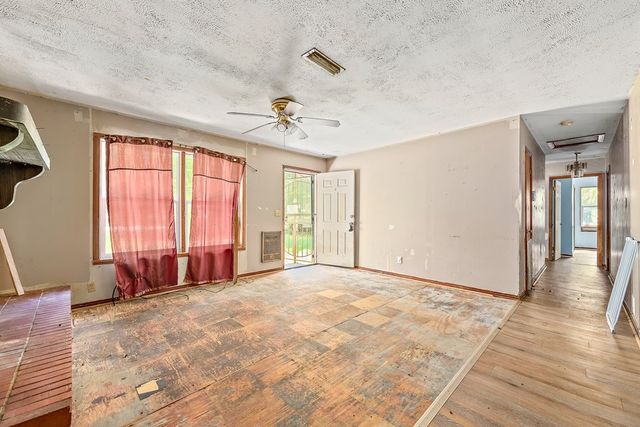 1210 Bruce St, Dothan, AL 36301