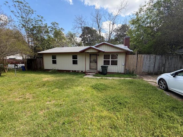 1210 Bruce St, Dothan, AL 36301