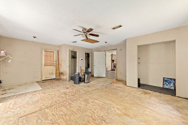 1210 Bruce St, Dothan, AL 36301