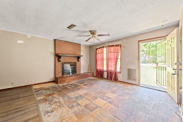 1210 Bruce St, Dothan, AL 36301