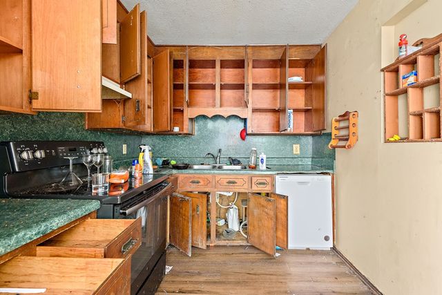 1210 Bruce St, Dothan, AL 36301