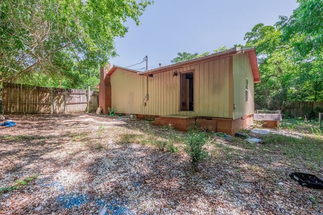 1210 Bruce St, Dothan, AL 36301