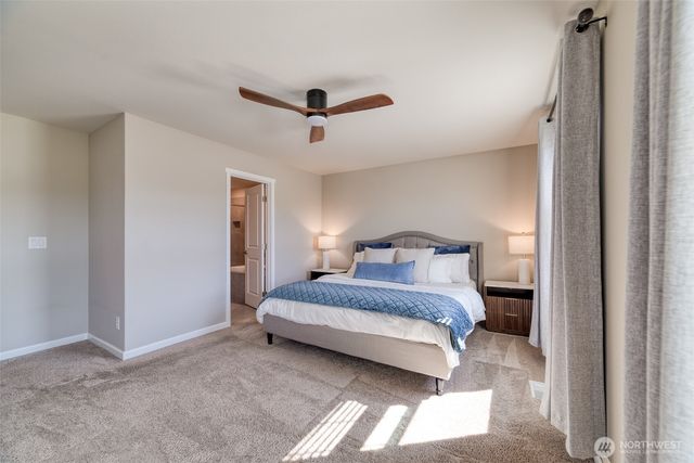 615 Mount Peak Street N, Enumclaw, WA 98022