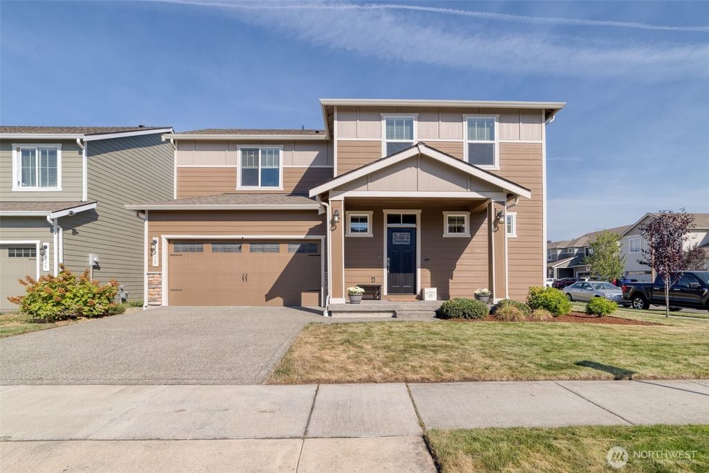 615 Mount Peak Street N, Enumclaw, WA 98022