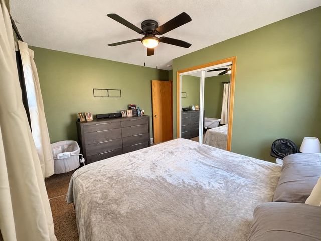 3841 E 39th Court, Des Moines, IA 50317