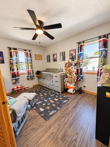 3841 E 39th Court, Des Moines, IA 50317