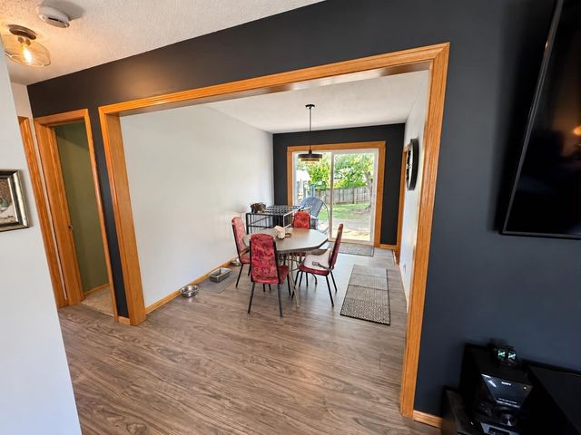3841 E 39th Court, Des Moines, IA 50317