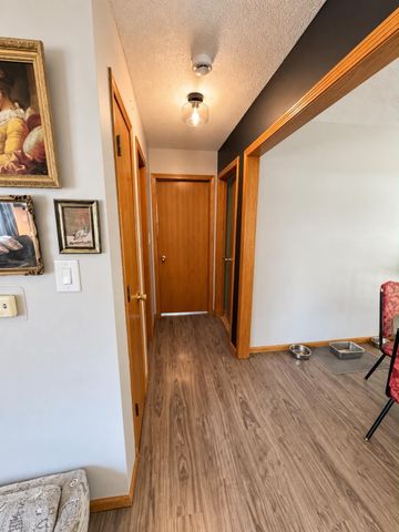 3841 E 39th Court, Des Moines, IA 50317