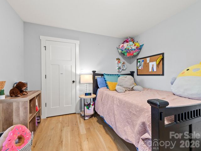 108 Split Rail Drive Extension, Asheville, NC 28806