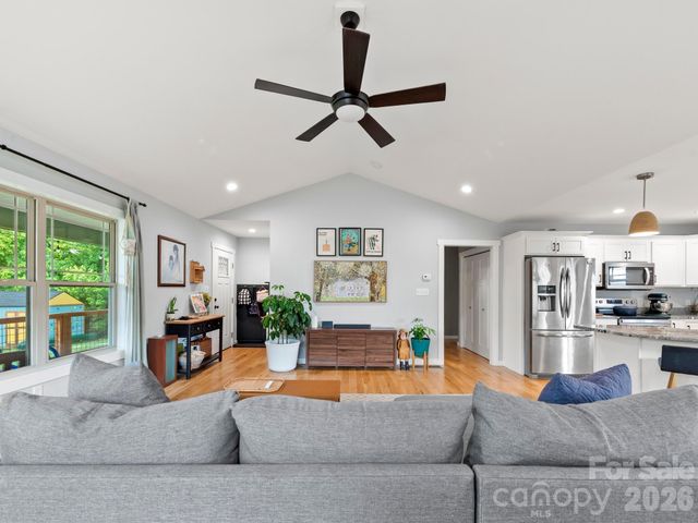 108 Split Rail Drive Extension, Asheville, NC 28806