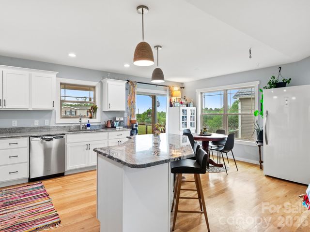 108 Split Rail Drive Extension, Asheville, NC 28806