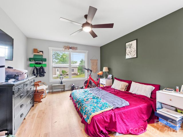 108 Split Rail Drive Extension, Asheville, NC 28806
