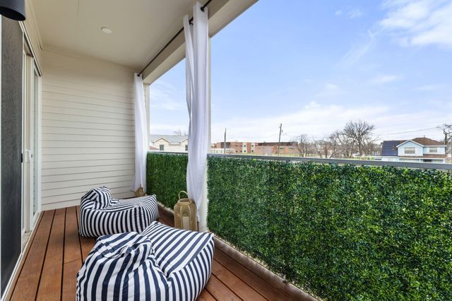 4618 Nichols Street A, Houston, TX 77020