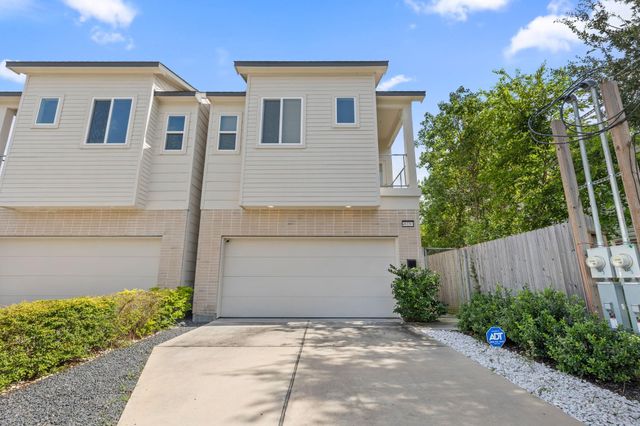 4618 Nichols Street A, Houston, TX 77020