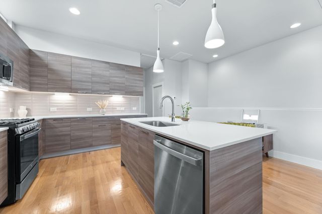 4618 Nichols Street A, Houston, TX 77020