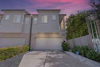 4618 Nichols Street A, Houston, TX 77020