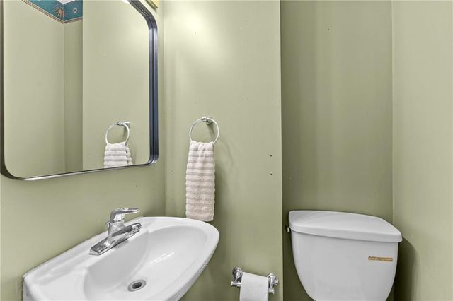 503 1st Street, Lansing, KS 66043