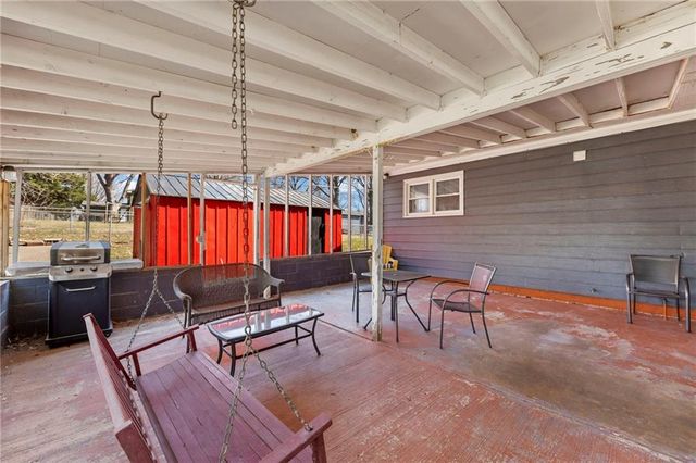 503 1st Street, Lansing, KS 66043