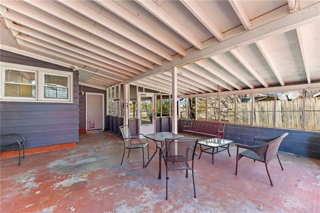 503 1st Street, Lansing, KS 66043