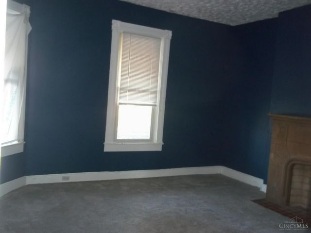 1839 Hewitt Avenue, Cincinnati, OH 45207