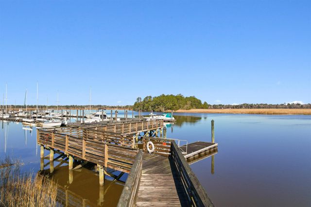 121 Pineberry Dr., Georgetown, SC 29440