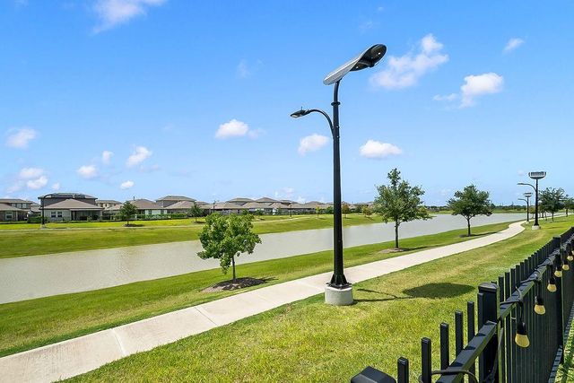 7454 Rivercane Shore Lane, Richmond, TX 77407
