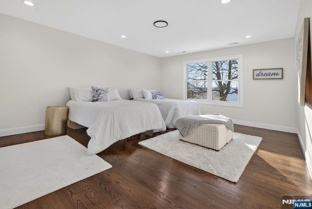 6-10 River Road, Fair Lawn, NJ 07410