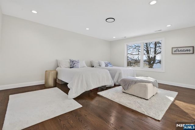 6-10 River Road, Fair Lawn, NJ 07410