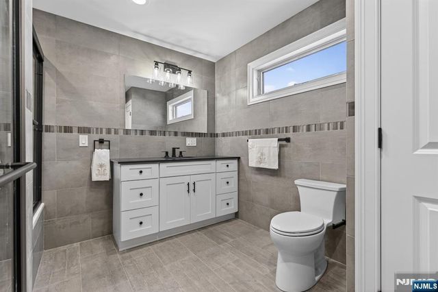 6-10 River Road, Fair Lawn, NJ 07410