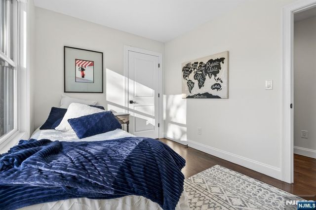 6-10 River Road, Fair Lawn, NJ 07410