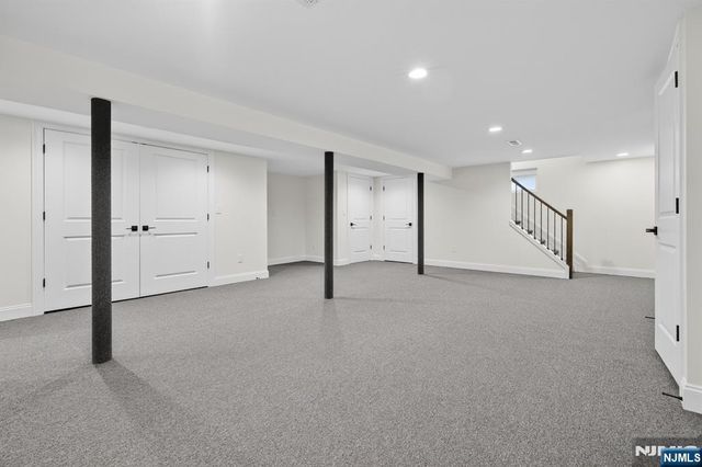 6-10 River Road, Fair Lawn, NJ 07410