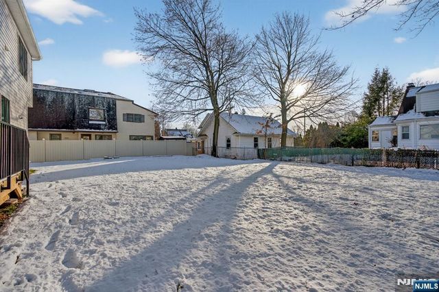 6-10 River Road, Fair Lawn, NJ 07410