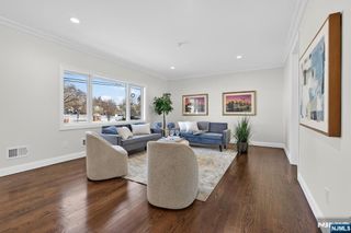 6-10 River Road, Fair Lawn, NJ 07410