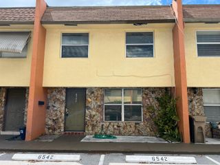 6542 SW 41ST Street 6542, Davie, FL 33314