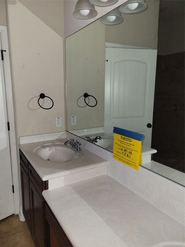 201 Caraway DR, Kyle, TX 78640