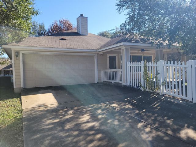 201 Caraway DR, Kyle, TX 78640