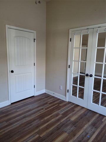 201 Caraway DR, Kyle, TX 78640