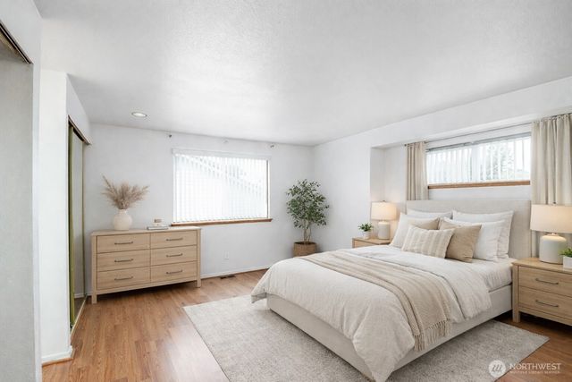 1211 SW 346th Street, Federal Way, WA 98023